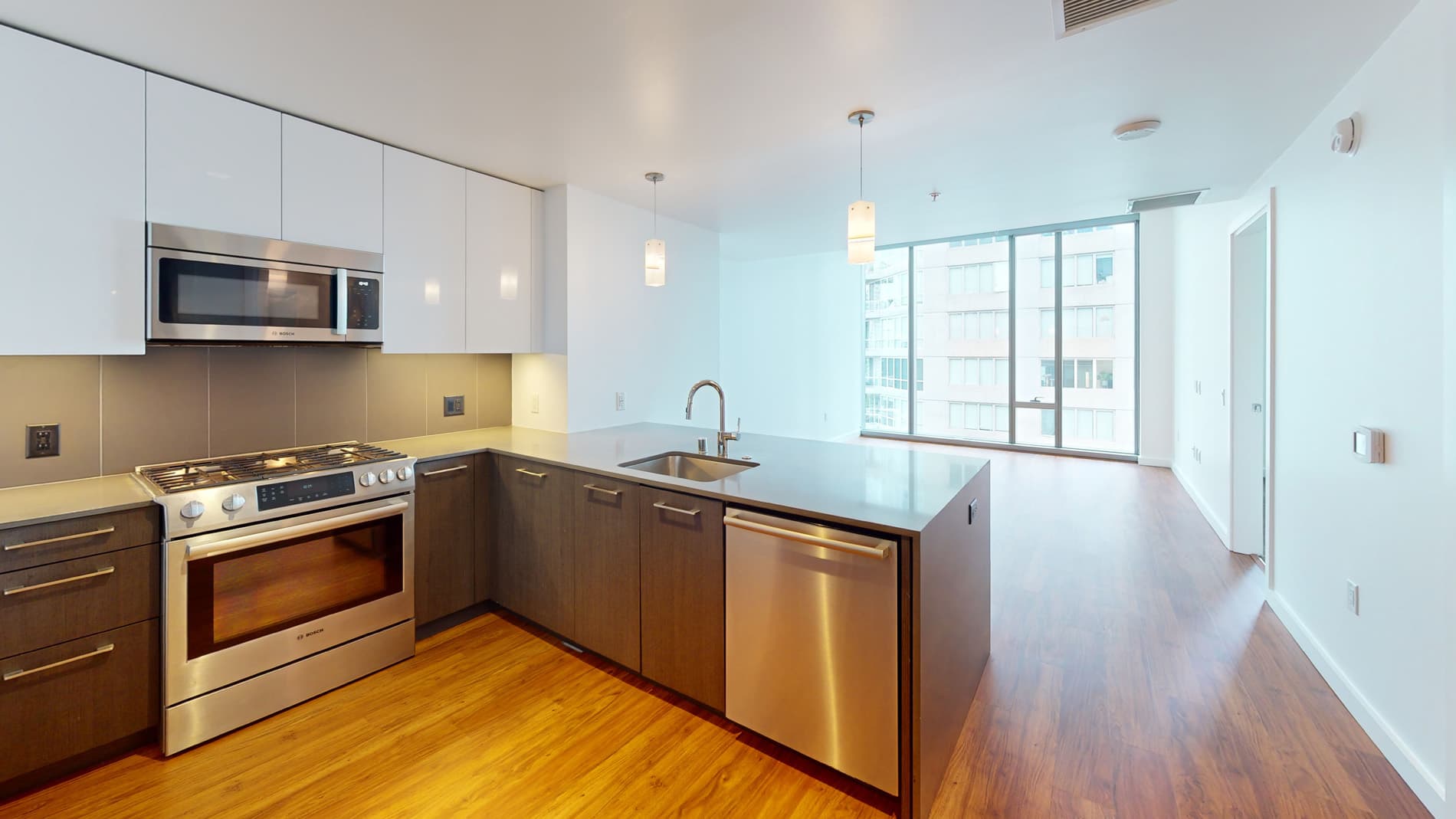399 Fremont 1 of 5