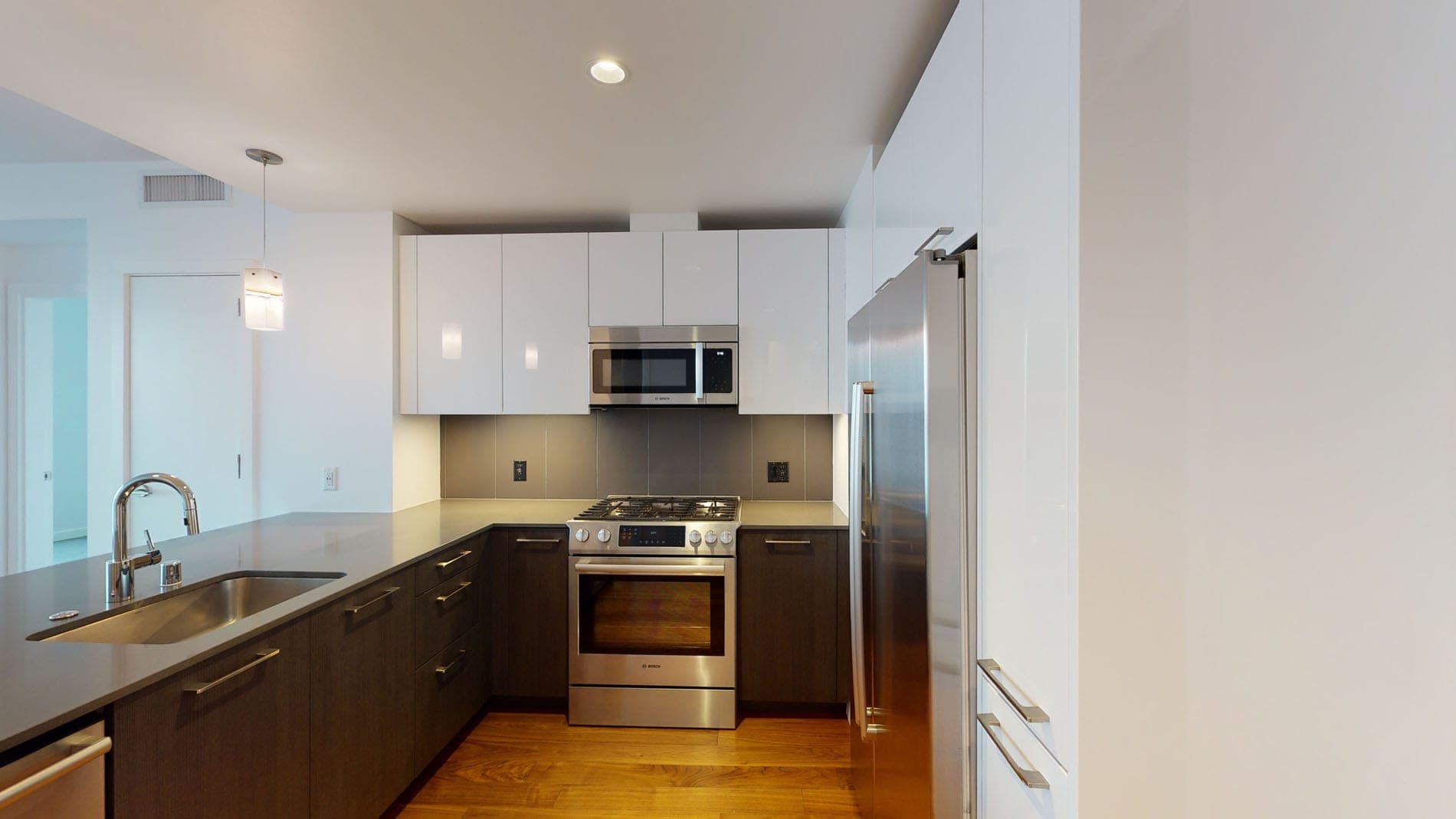 399 Fremont 1 of 5