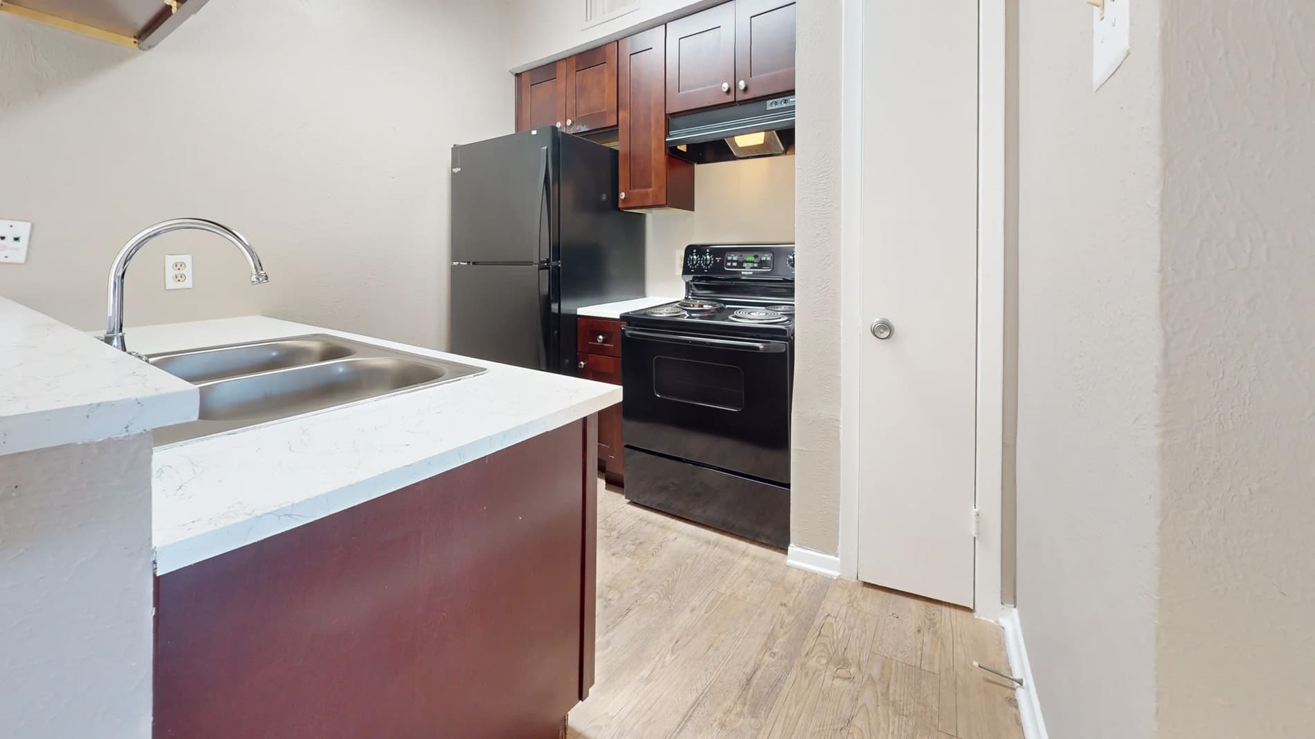 Addison Apartments at the Park 3 of 5