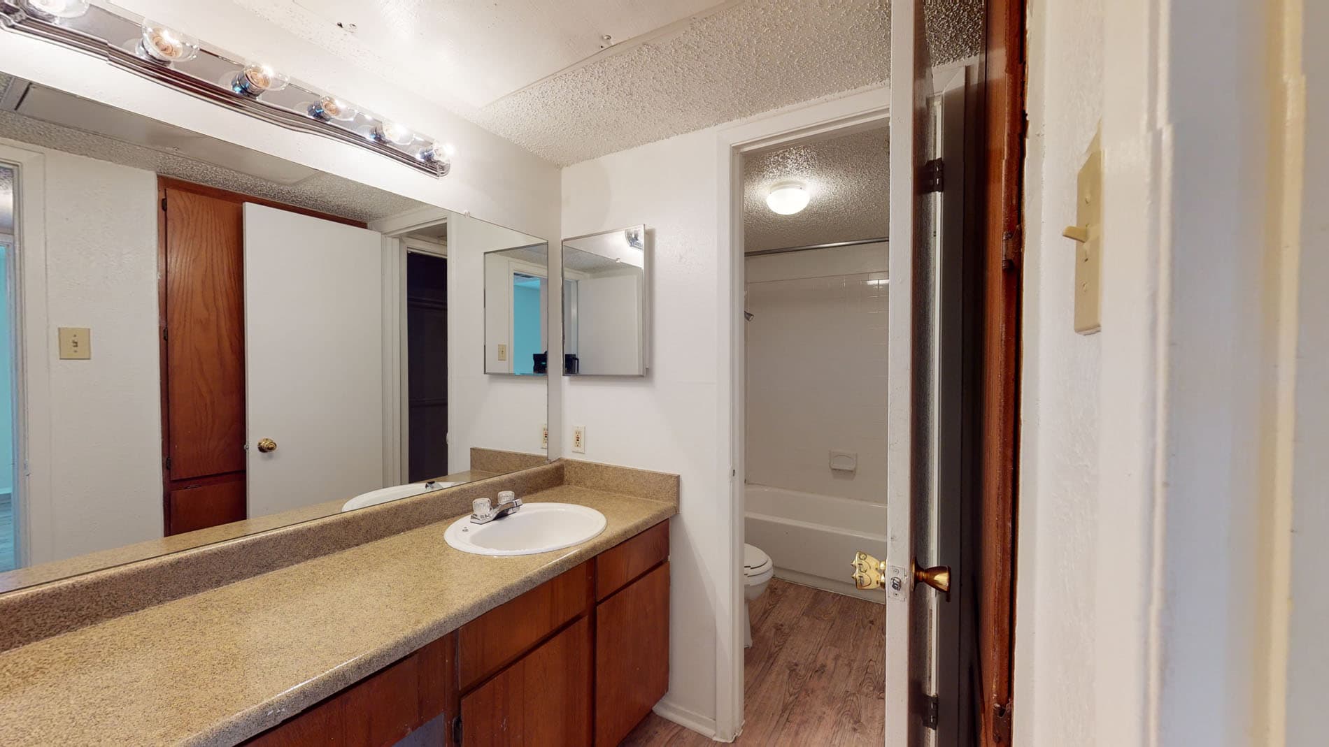 Addison Apartments at the Park 4 of 5