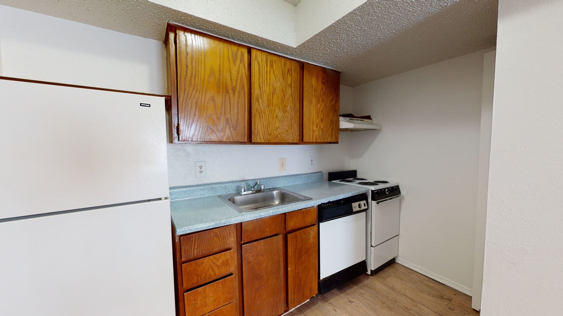 Addison Apartments at the Park 1 of 4