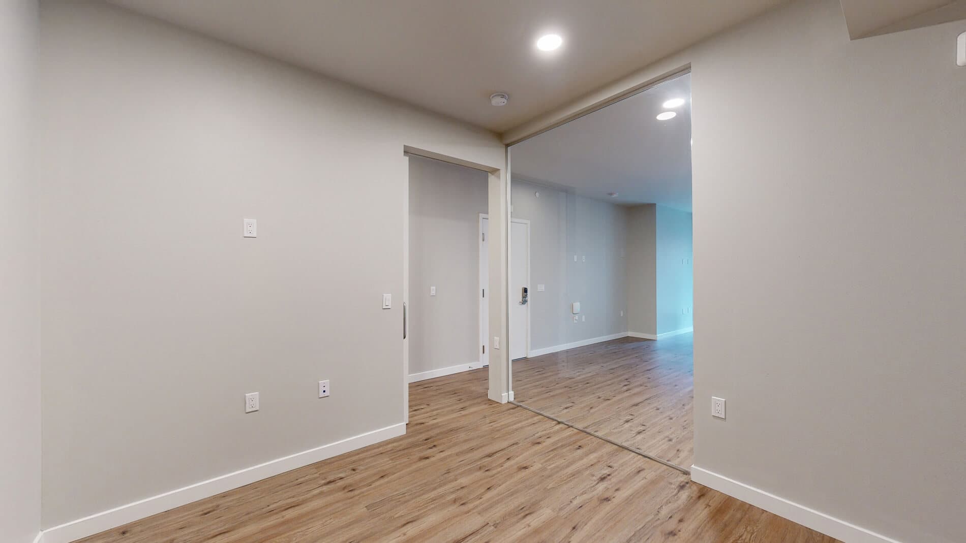 Residences at Lake Merritt 4 of 5