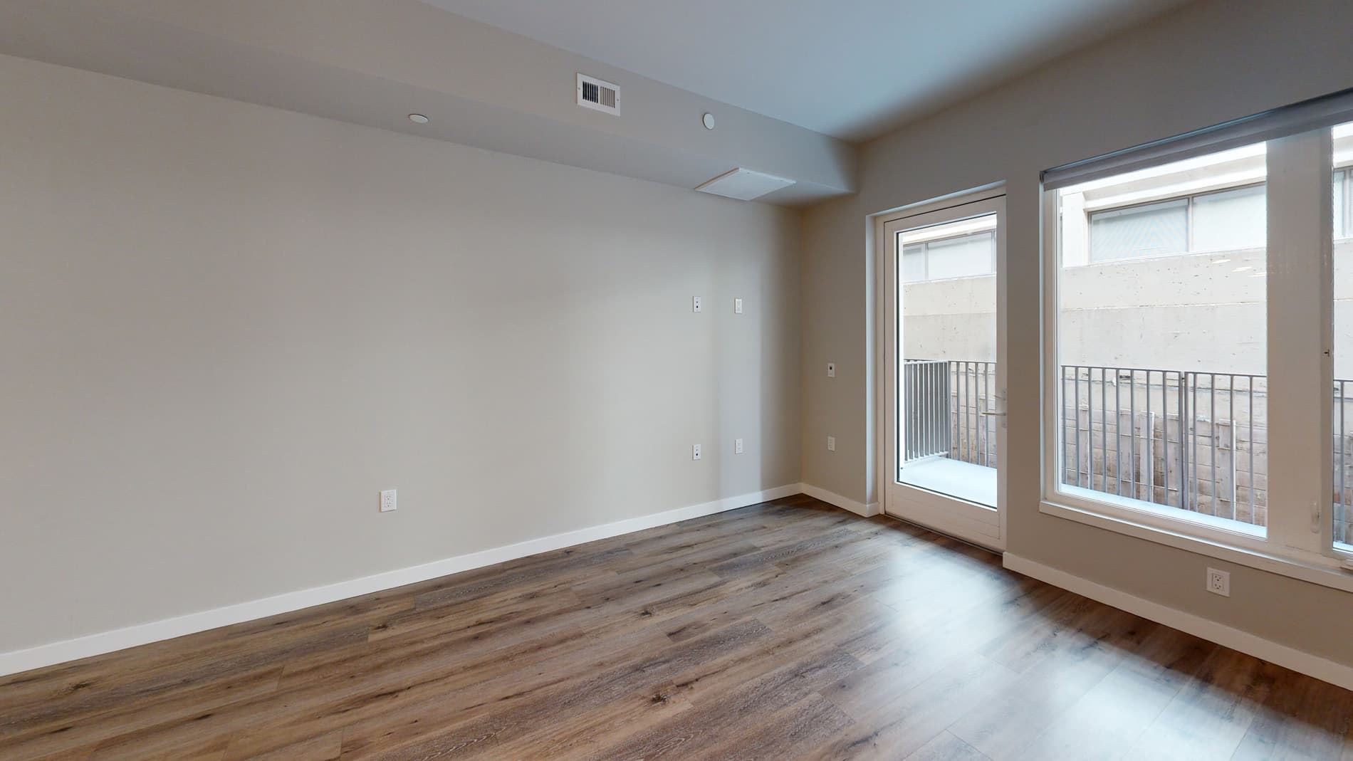 Residences at Lake Merritt 2 of 5
