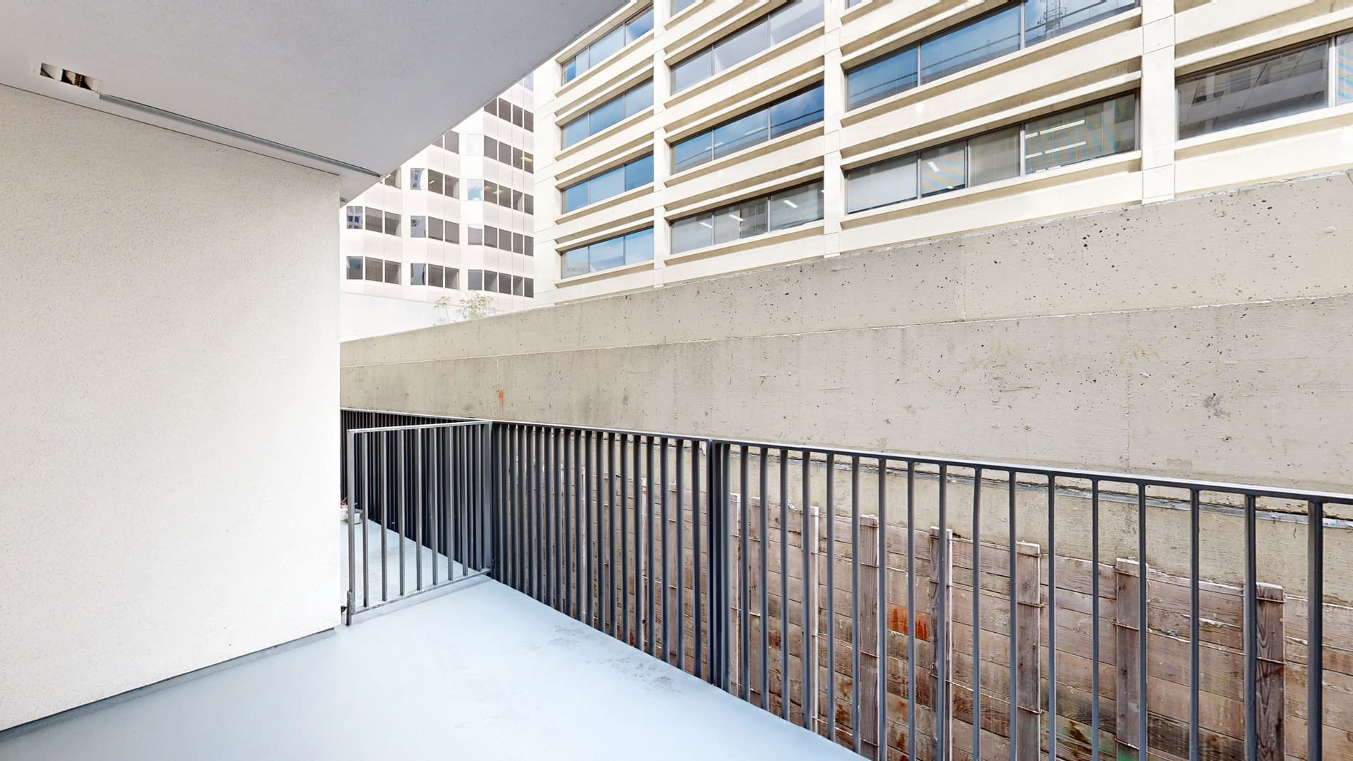 Residences at Lake Merritt 4 of 5