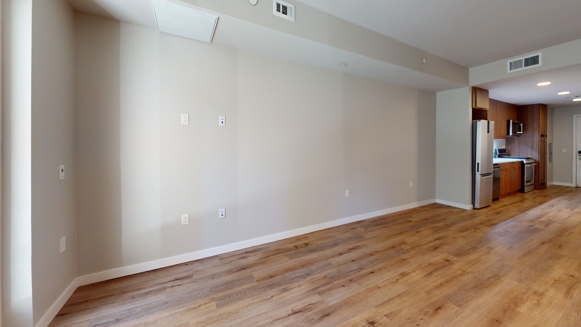 Residences at Lake Merritt 2 of 5
