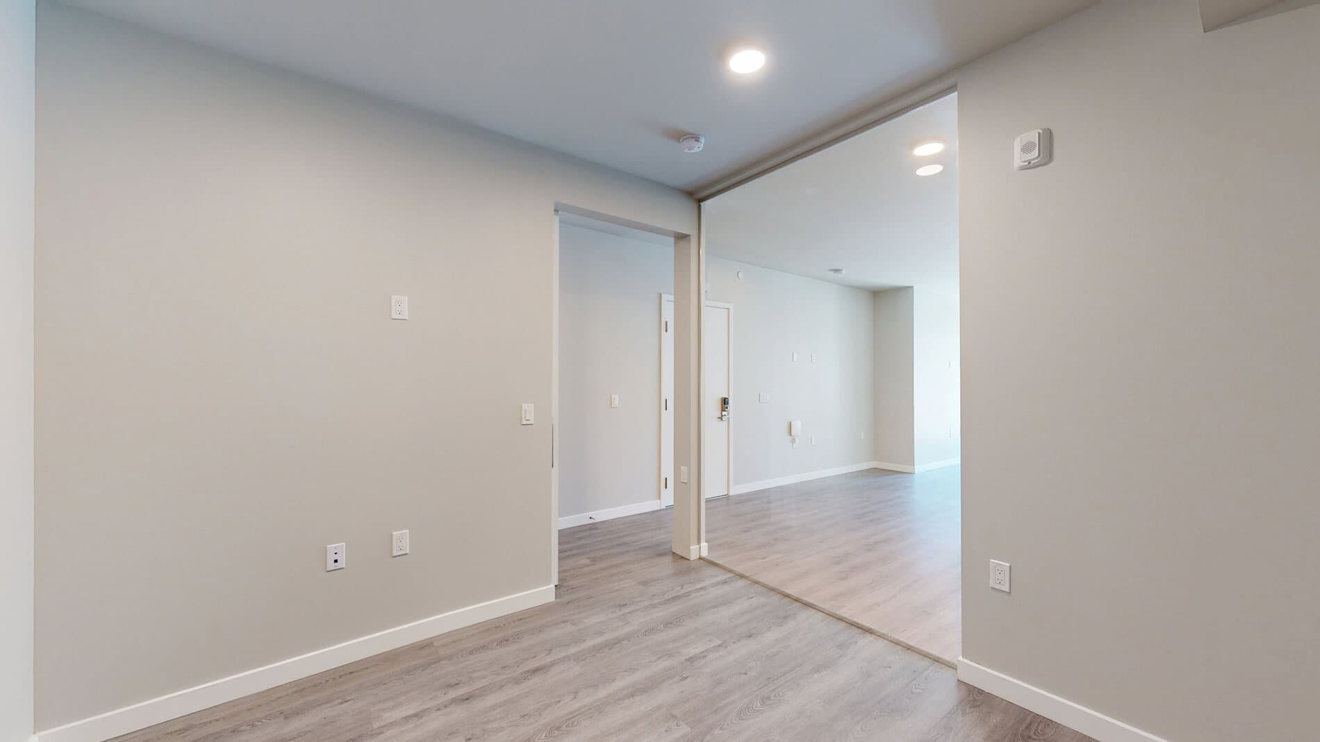 Residences at Lake Merritt 4 of 5