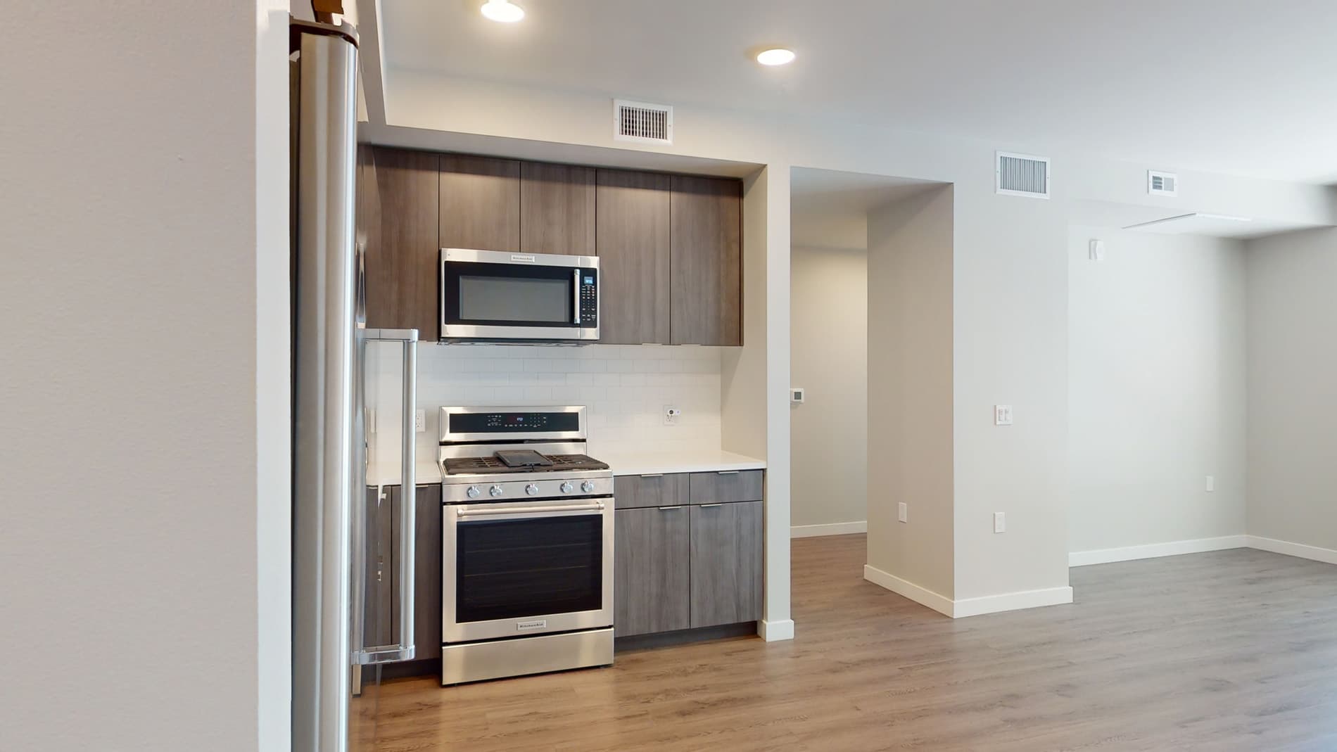 Residences at Lake Merritt 1 of 5