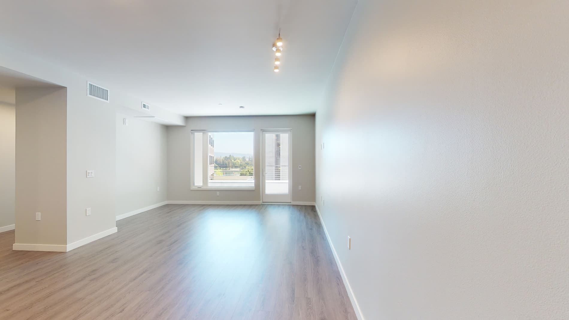 Residences at Lake Merritt 2 of 5