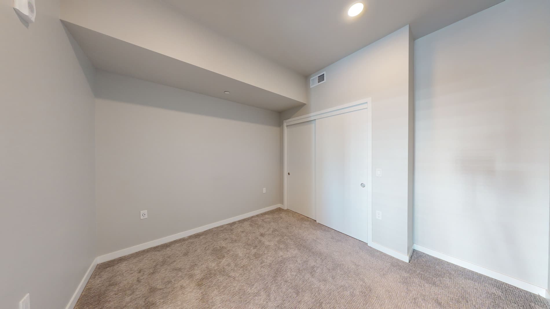 Residences at Lake Merritt 4 of 5