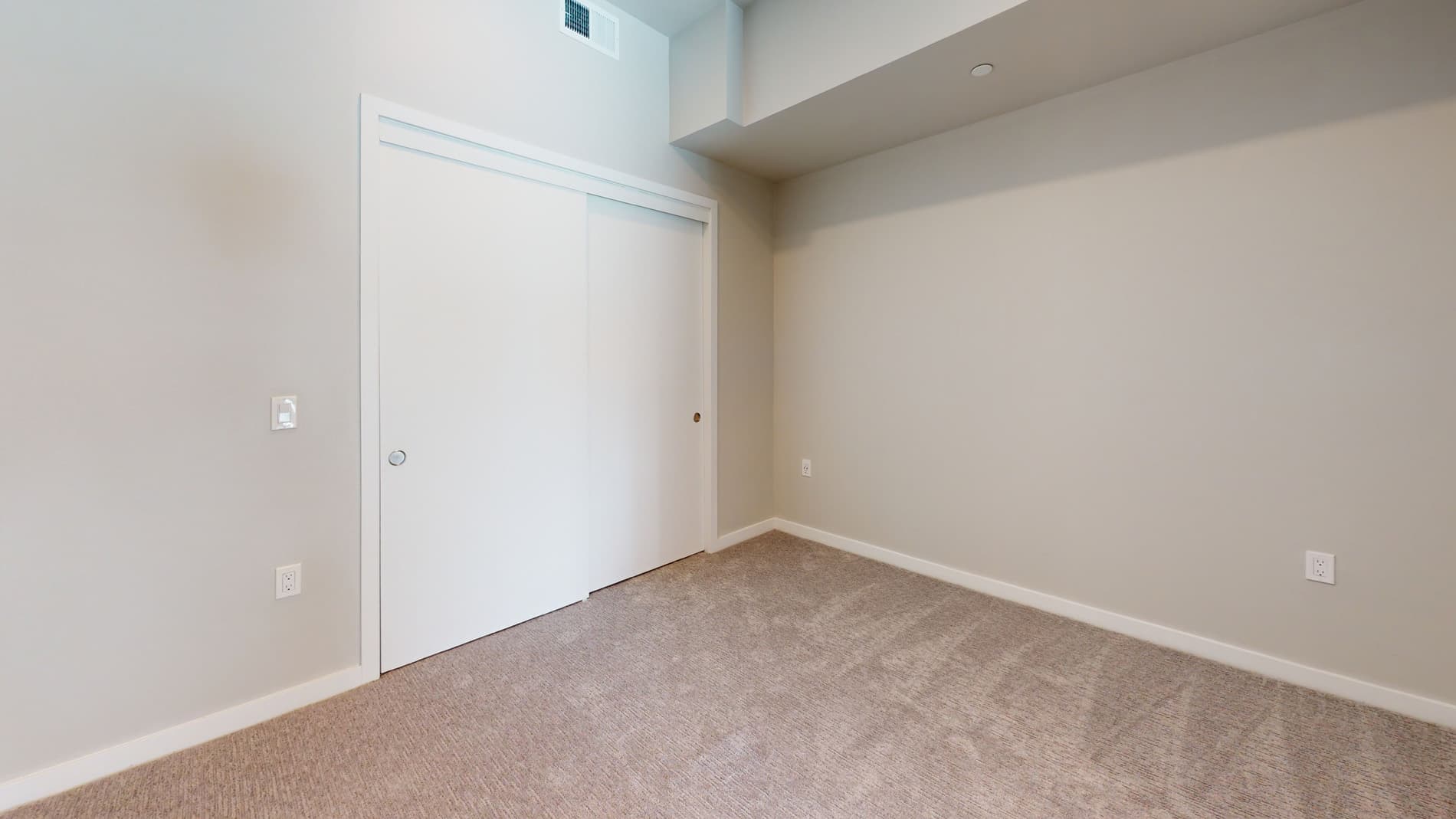 Residences at Lake Merritt 4 of 5
