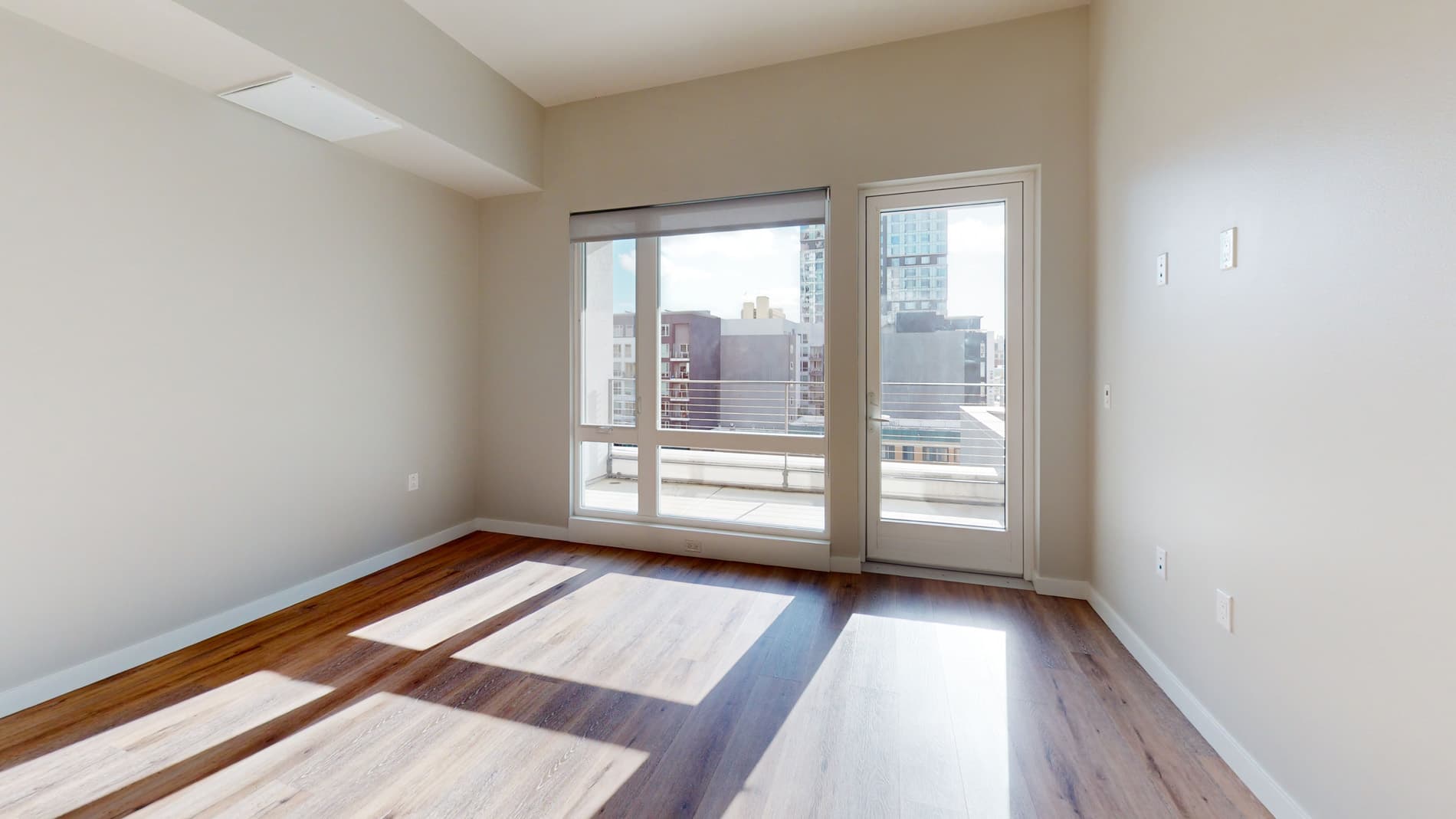 Residences at Lake Merritt 2 of 5