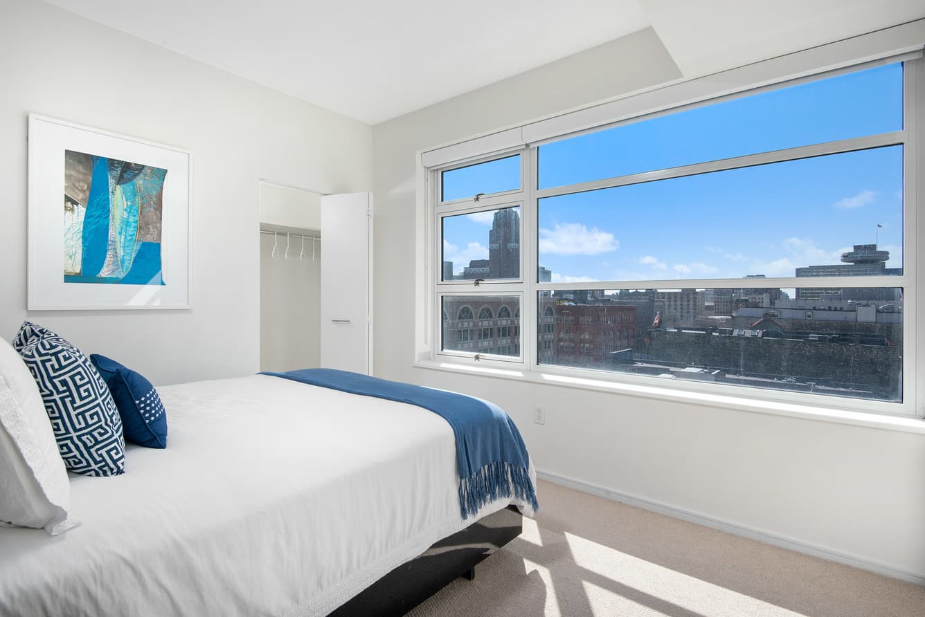 The Moderne Apartments 3 of 17