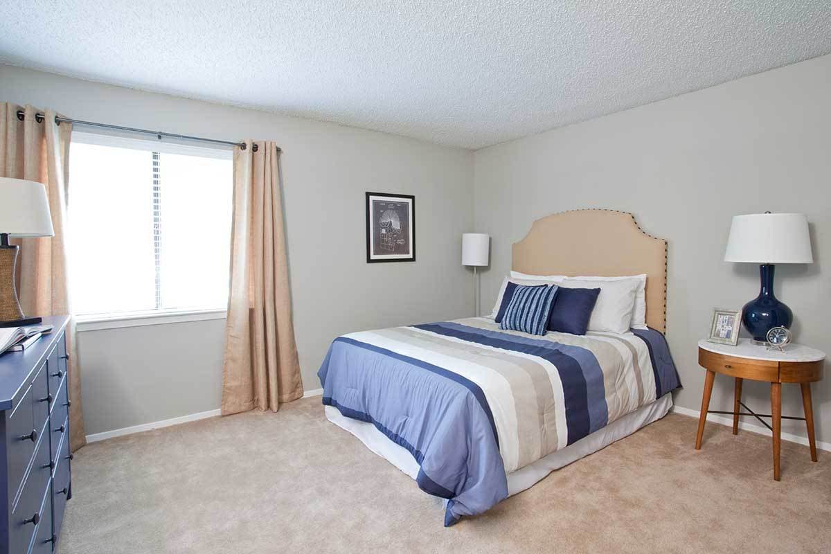 700 Riverchase 20 of 30