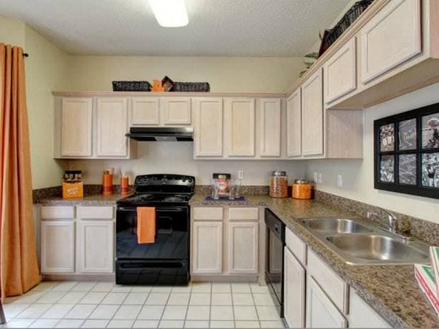 Cherry Creek Apartments 10 of 23