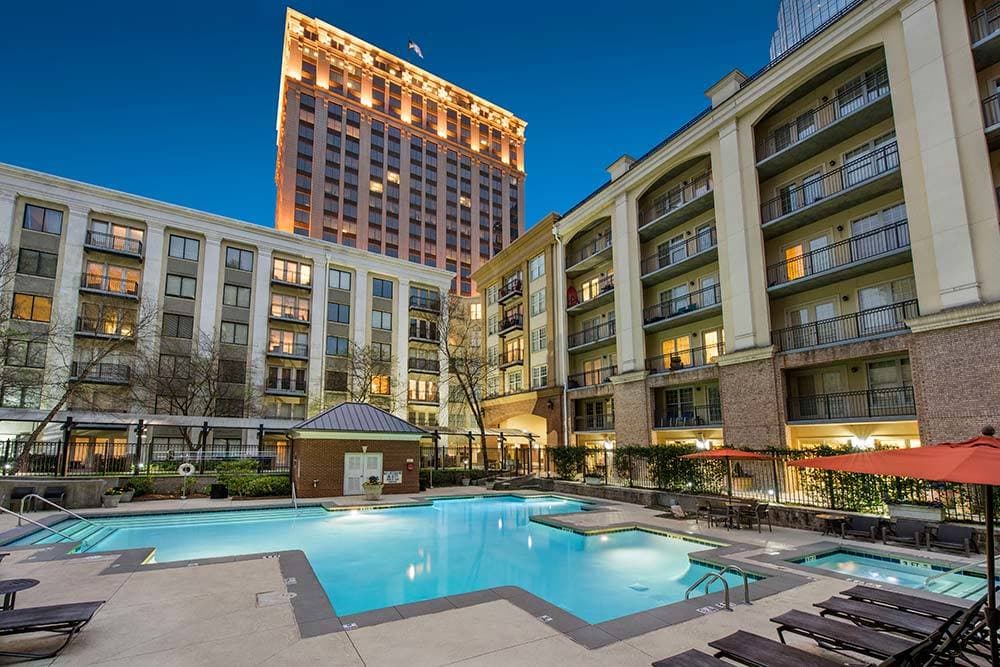 Buckhead 960 2 of 40