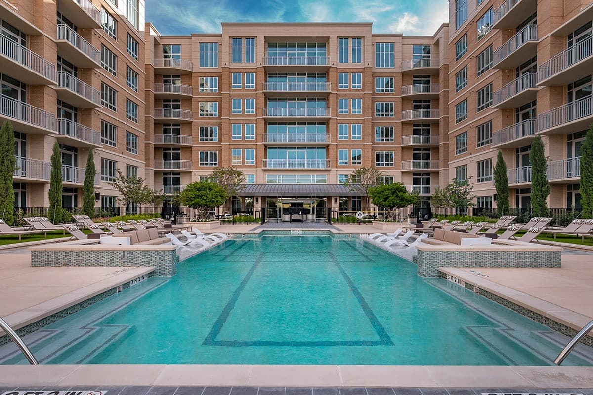 Preston Hollow Village Apartments 7 of 8