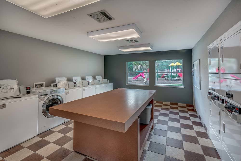 Sanctuary at Highland Oaks 13 of 33