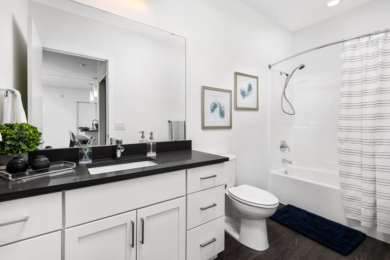 Parterre at Emerald Row Apartments 6 of 16