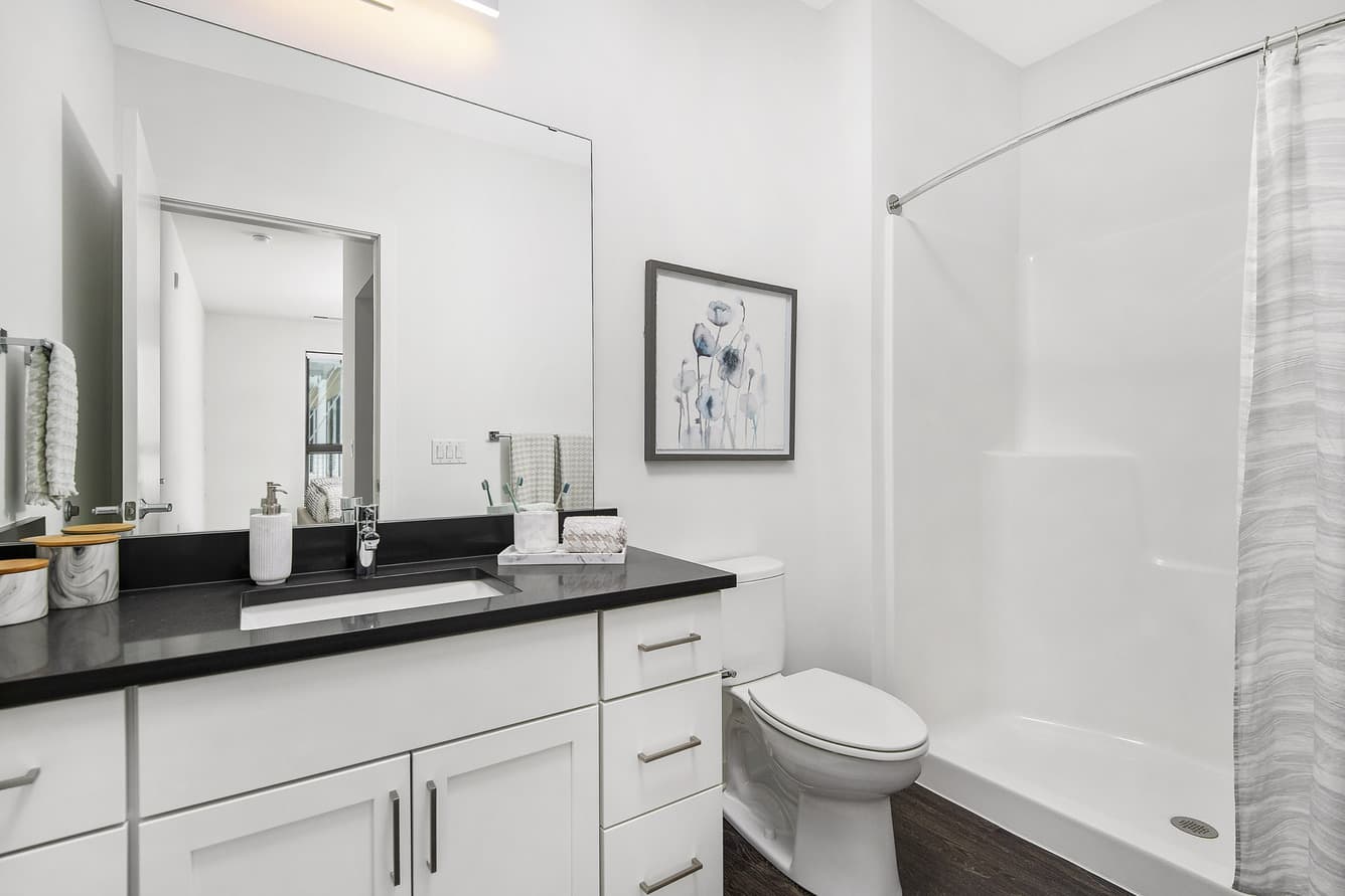 Parterre at Emerald Row Apartments 9 of 16