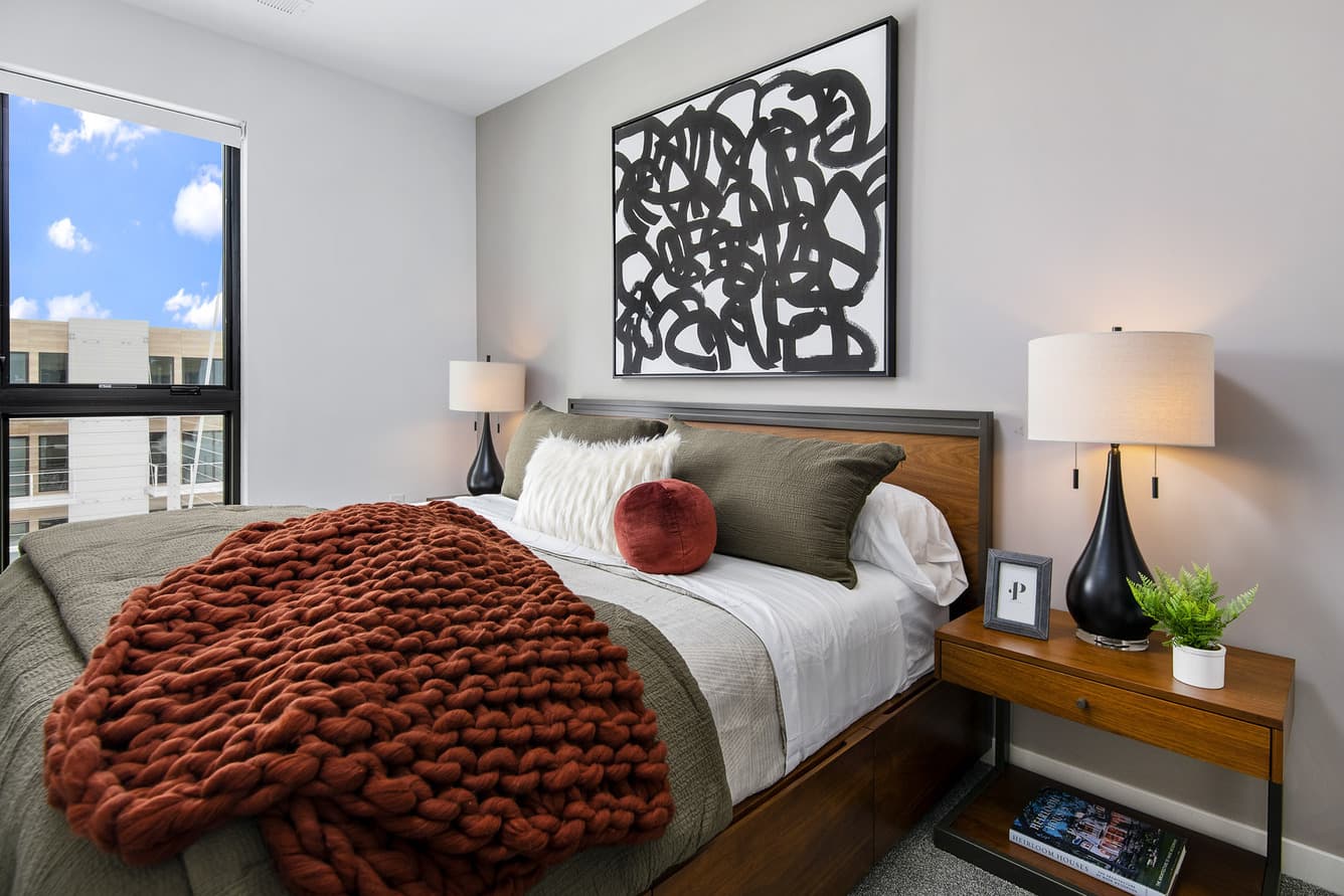 Parterre at Emerald Row Apartments 13 of 16
