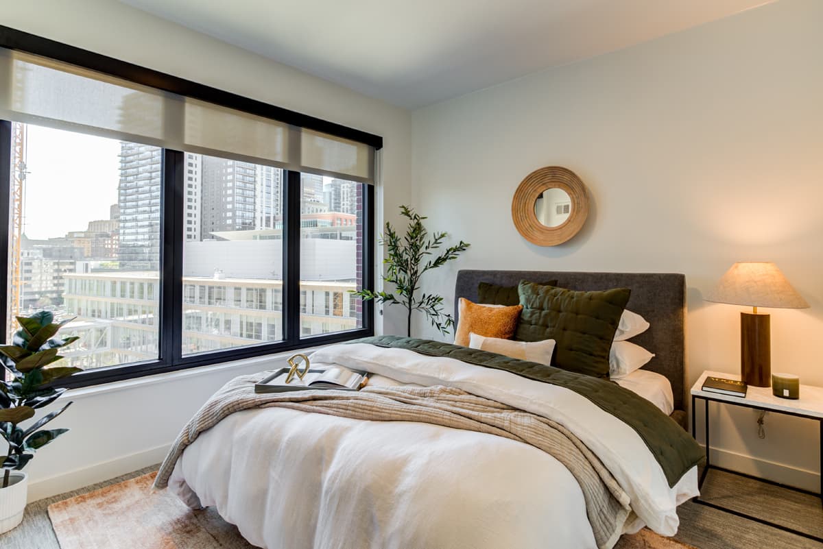 270 Hennepin 107 of 111