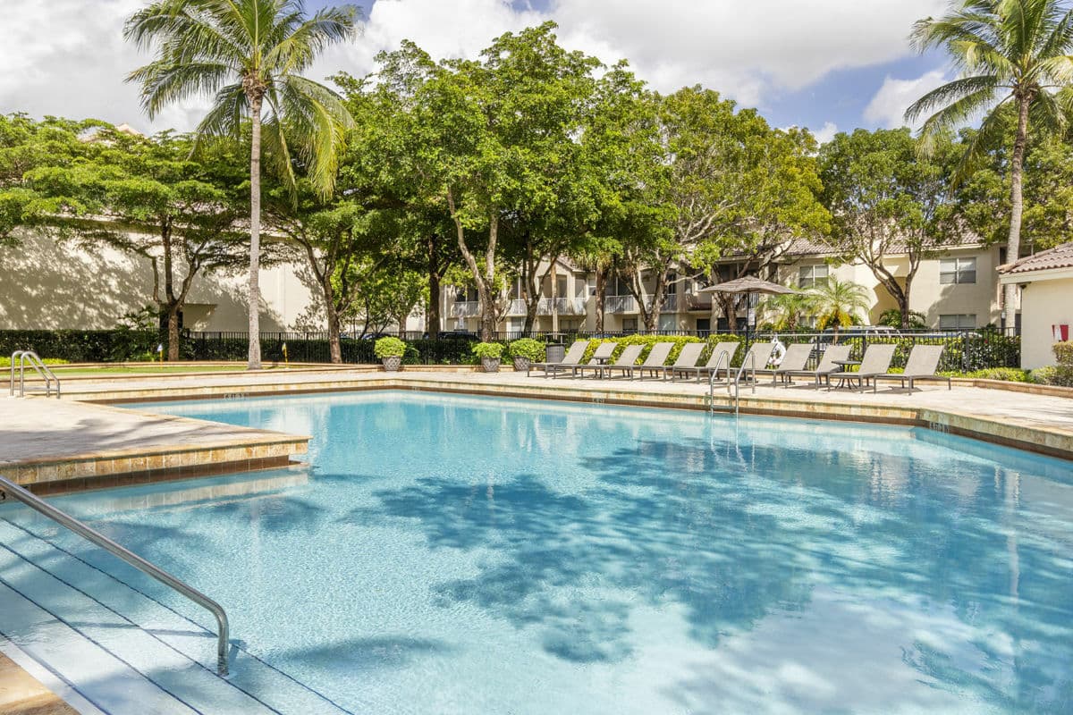 St. Tropez at Plantation 13 of 89