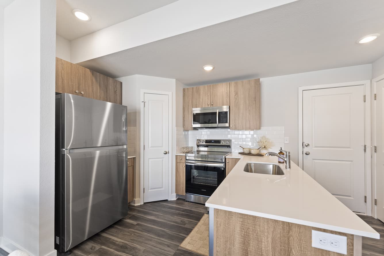 Barry West Townhomes 8 of 31