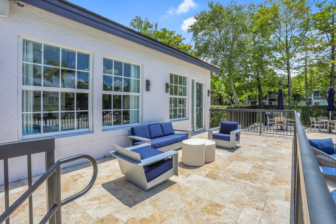St. Tropez at Plantation 28 of 89