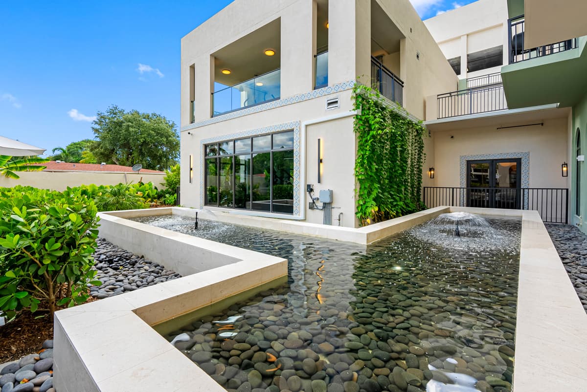 Arvella Aventura 13 of 23