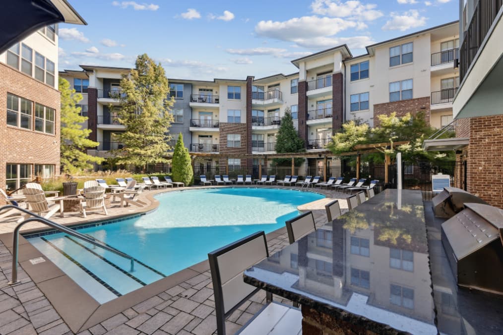 One Metrocenter 25 of 36