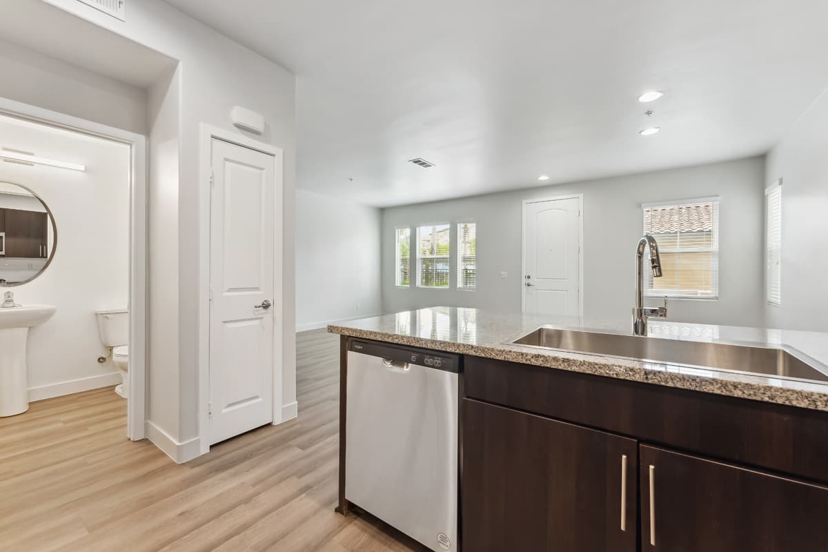 Casa Lago Eastlake 16 of 34