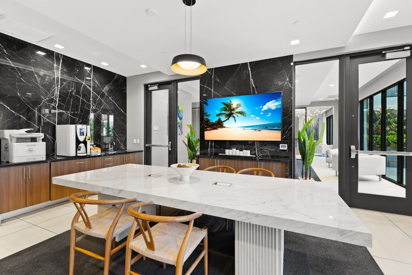 Oasis Pointe 3 of 20