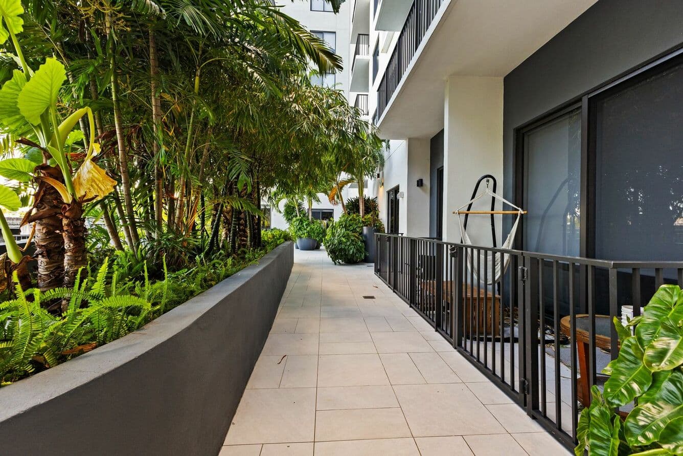 Oasis Pointe 16 of 20