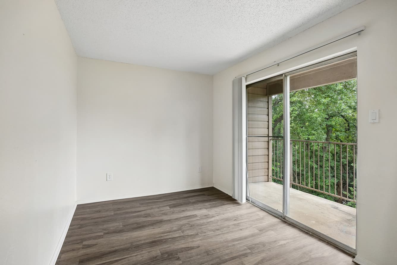 Tealwood Apartment Homes 5 of 8