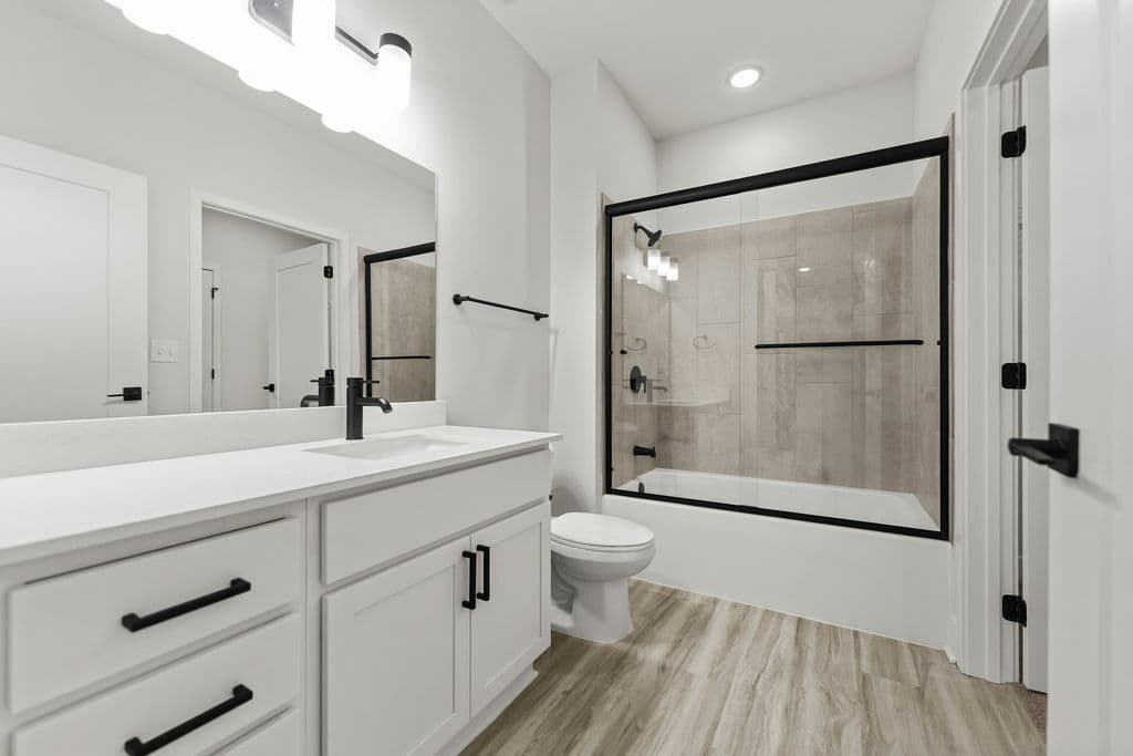 Residences at Blackwell Living 20 of 25