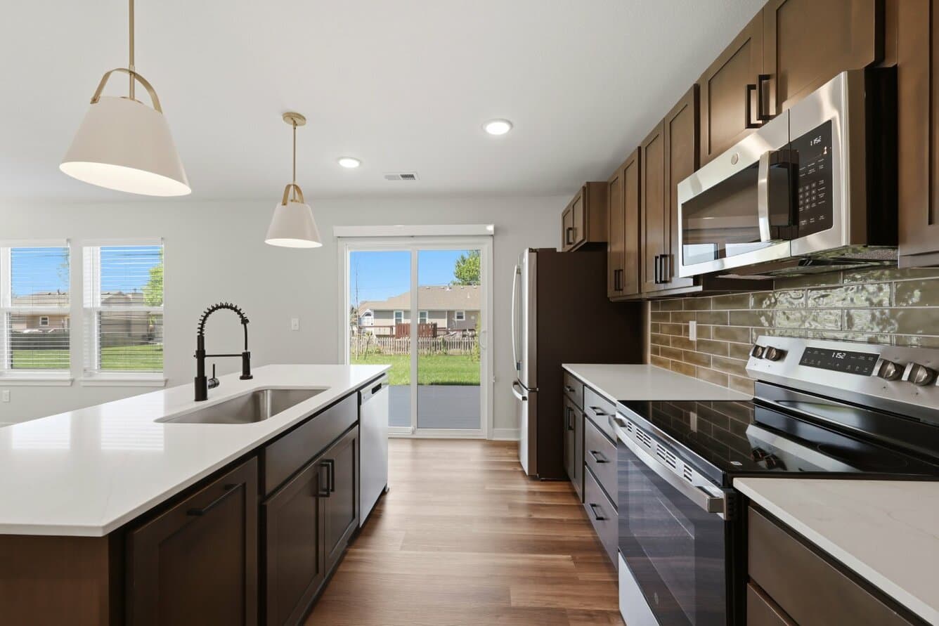 Reserve at Blackwell Living 7 of 70