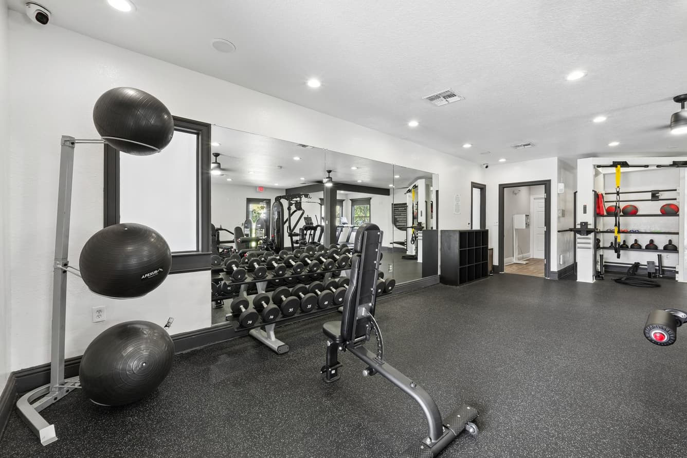 Sanctuary at Highland Oaks 9 of 33