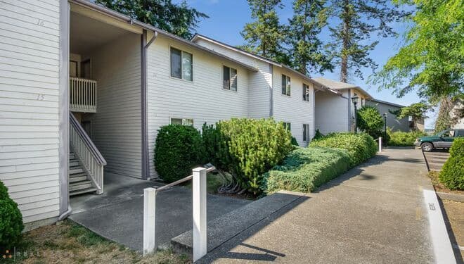 Madrona Valley 1 of 1