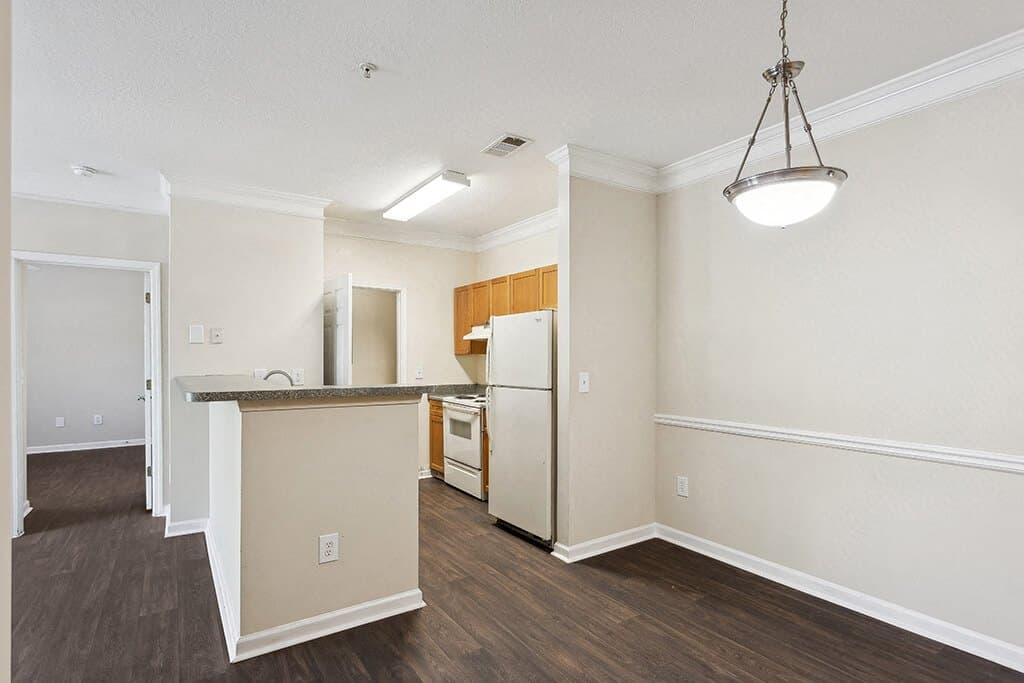 Lakeside Vista Apartments 1 of 1