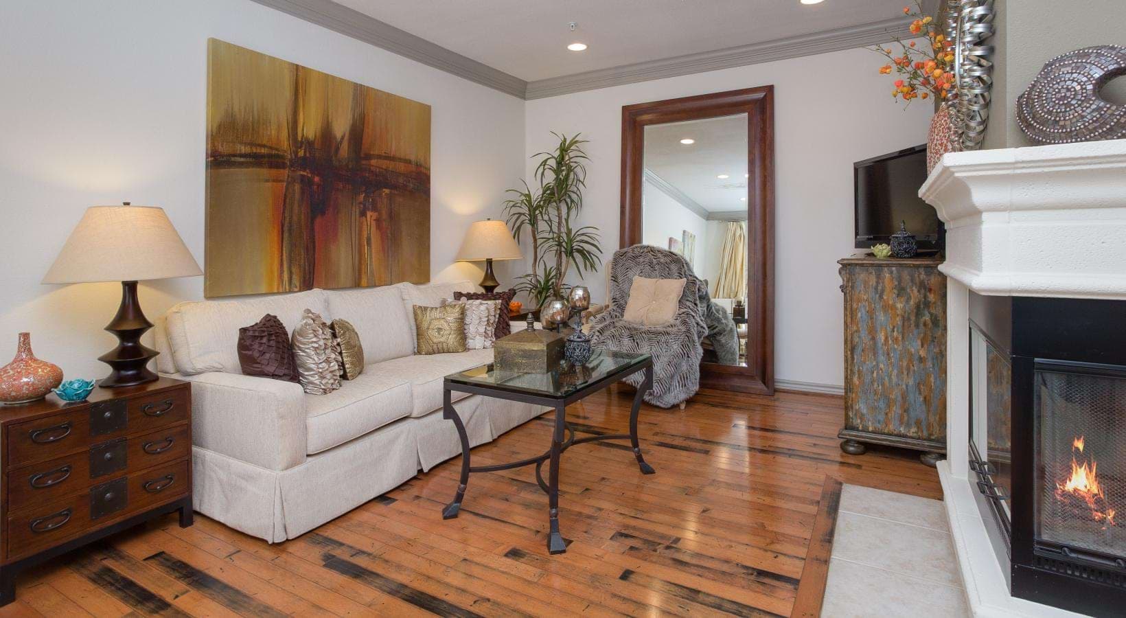 Estancia Townhomes 1 of 5