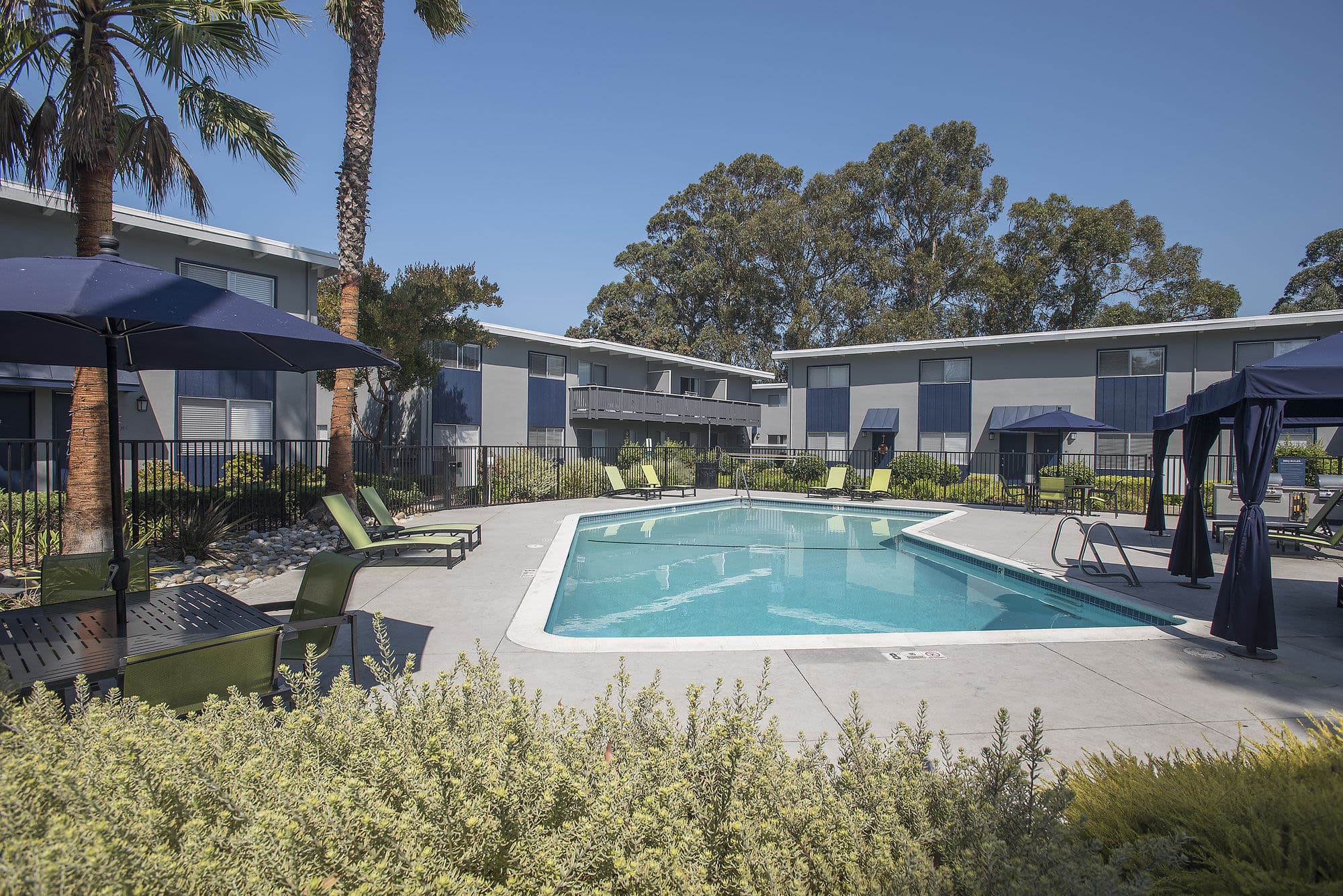 Monterey Townhouse 1 of 3