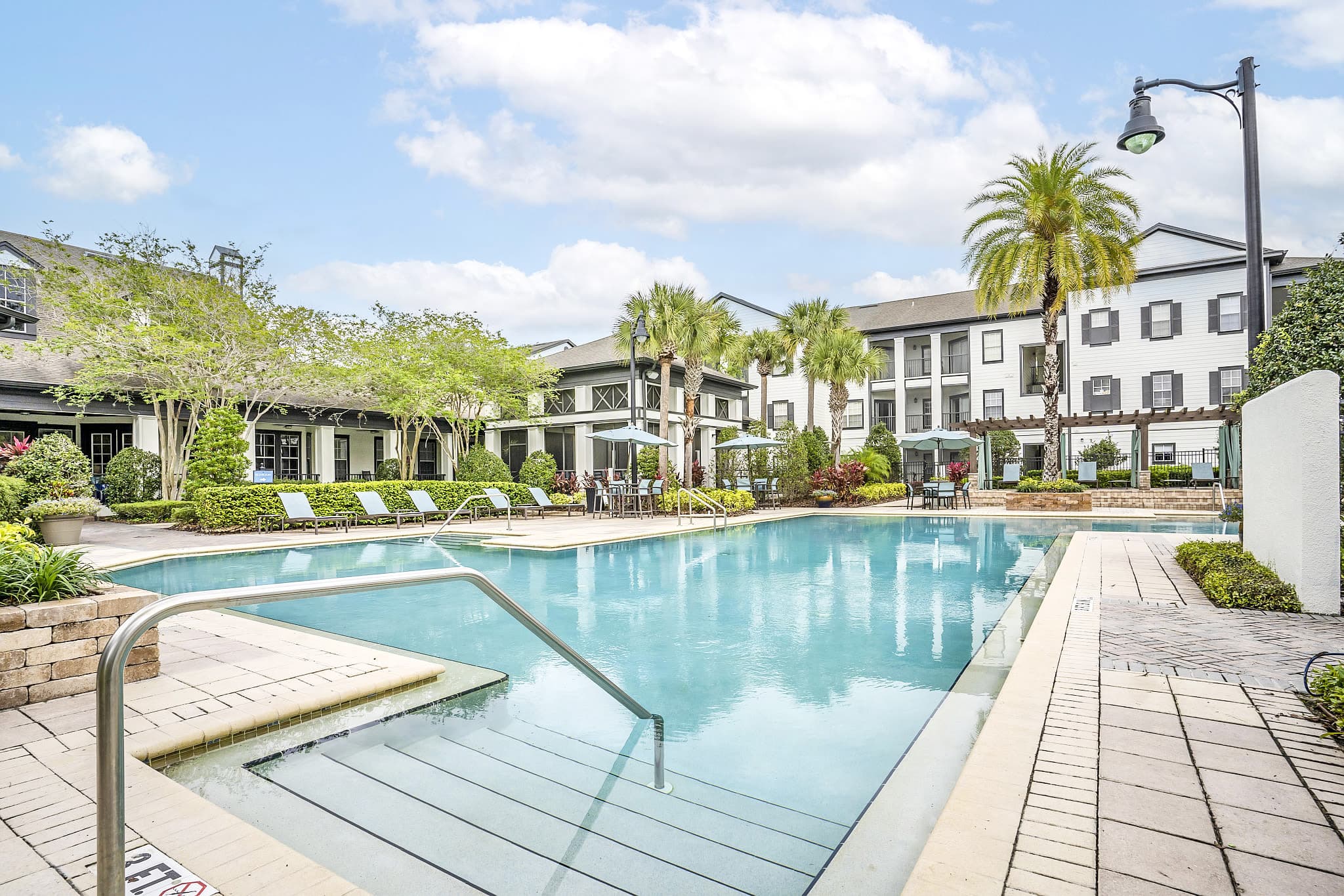 Heritage on Millenia Apartments 1 of 8