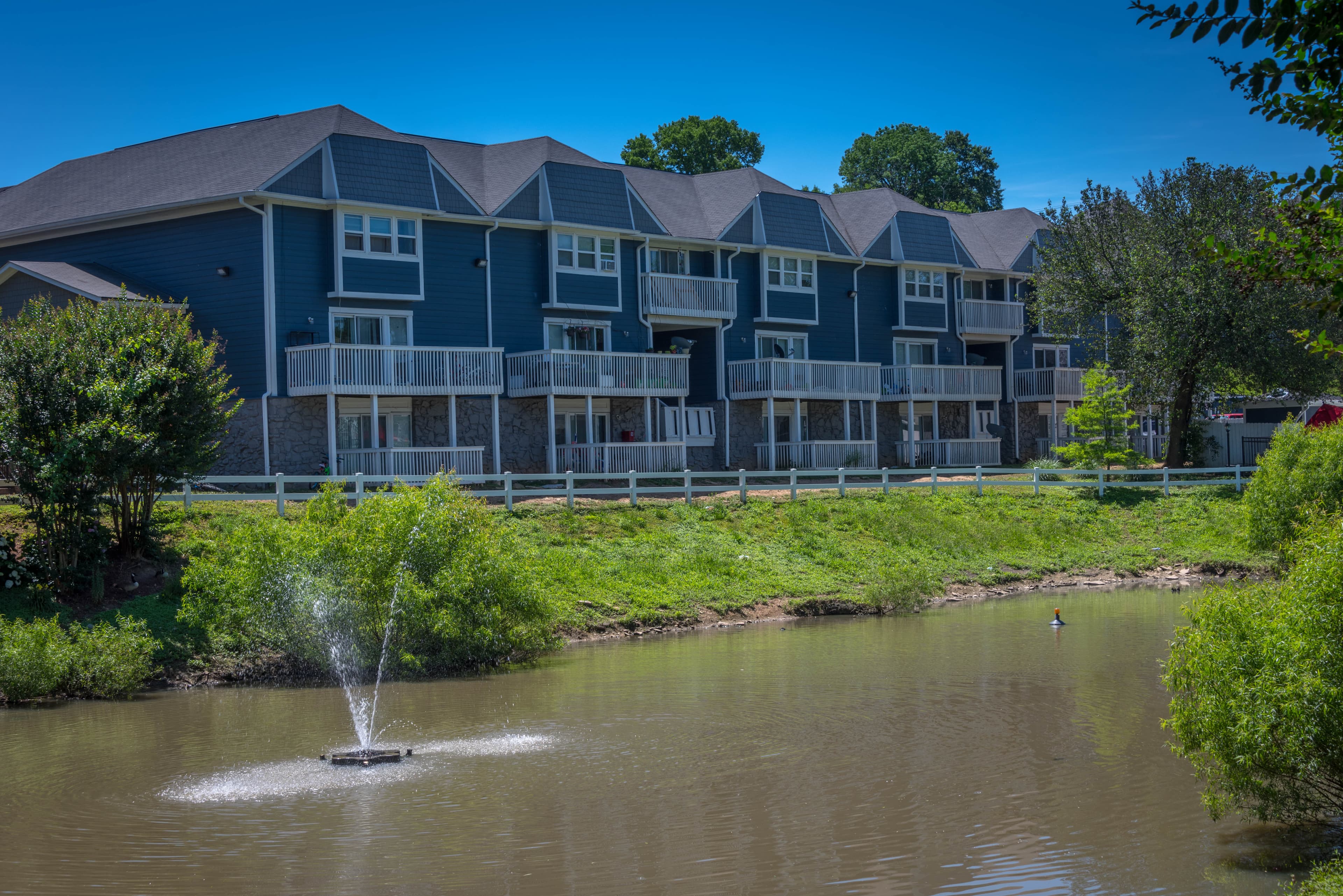 Mallards Landing Apartment Homes 1 of 2
