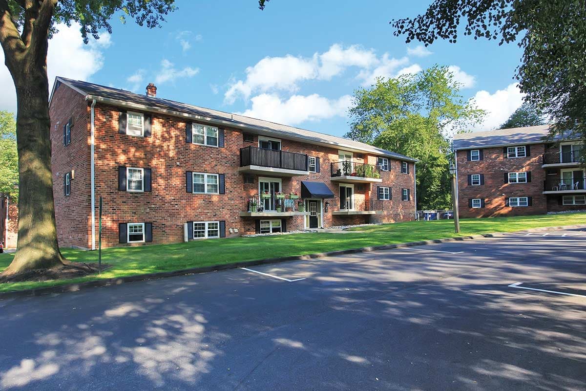 Waterview Apartments 1 of 2