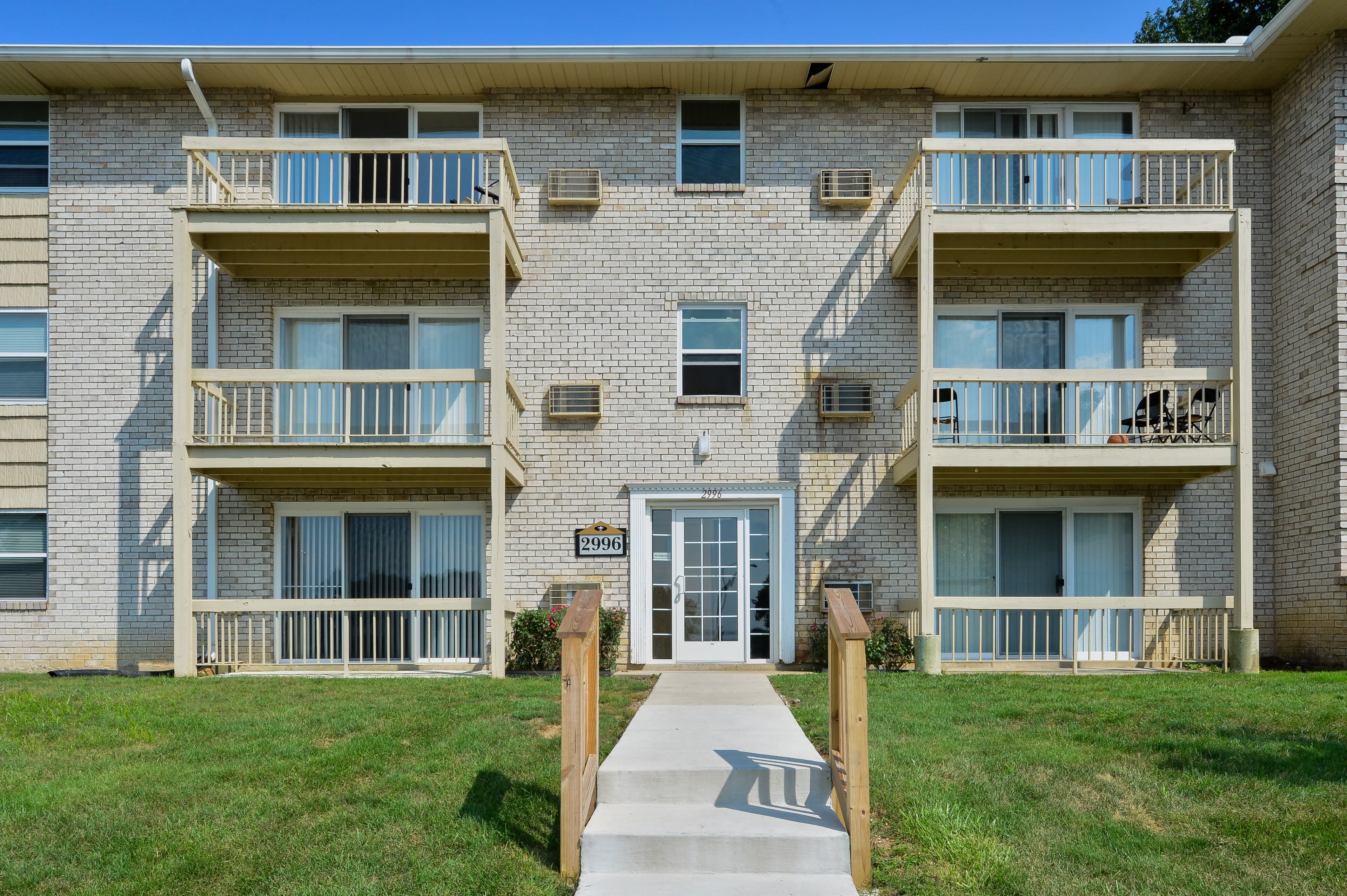 Whitestone Village Apartment Homes 1 of 2