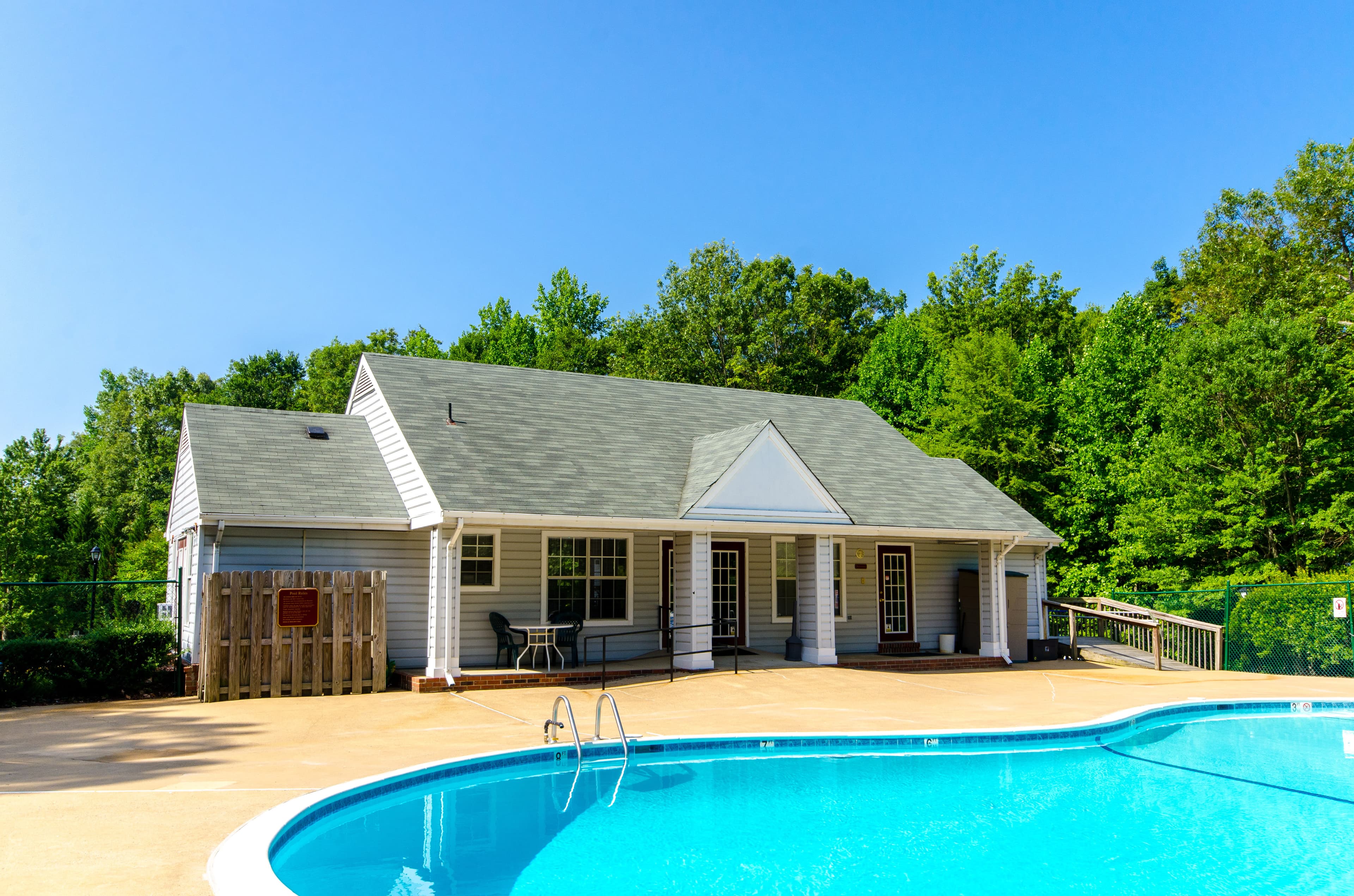 The Pointe at Stafford Apartment Homes 1 of 1