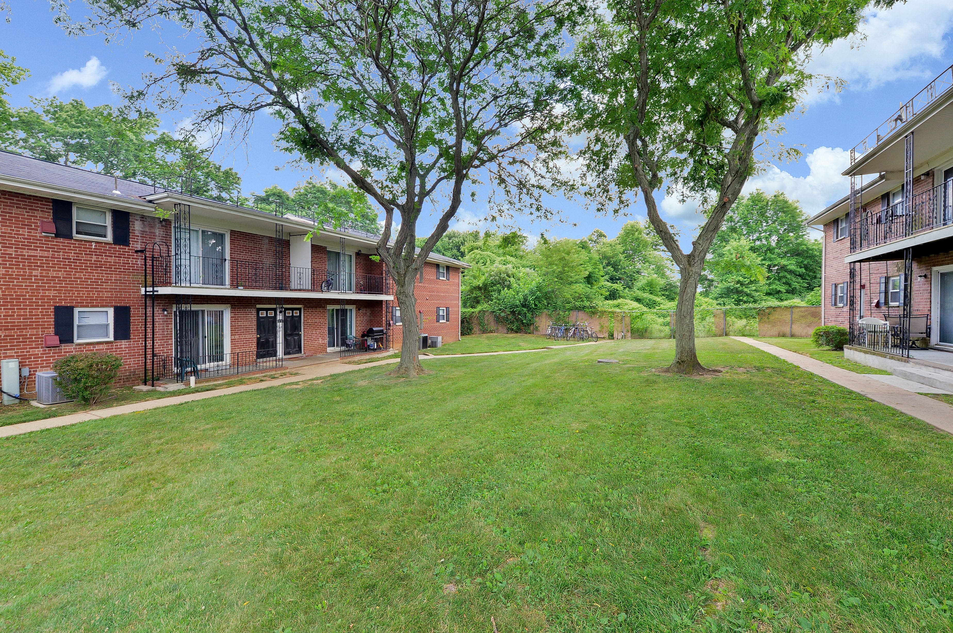 Post & Coach Apartment Homes 1 of 2