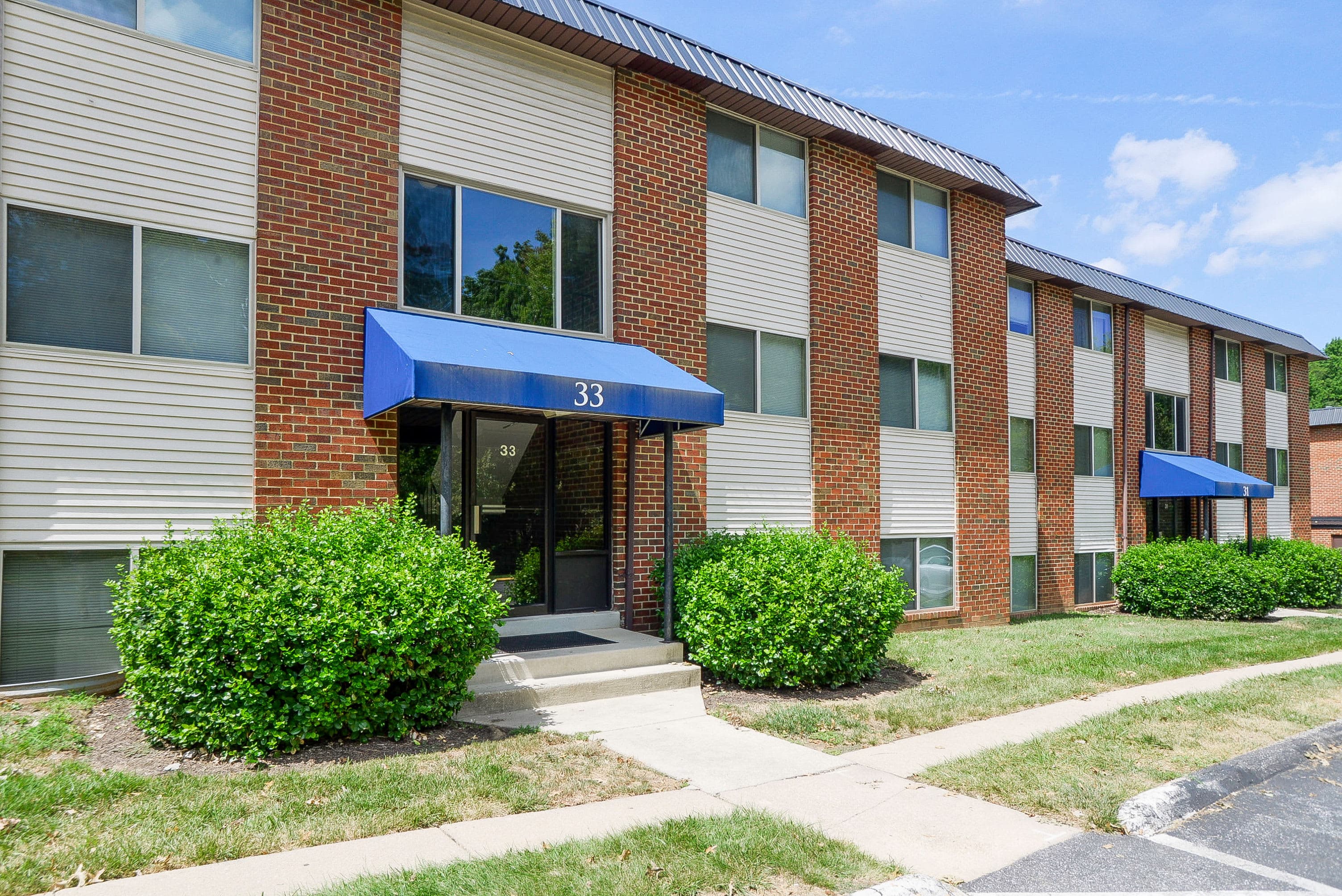 Taylor Park Apartment Homes 1 of 2