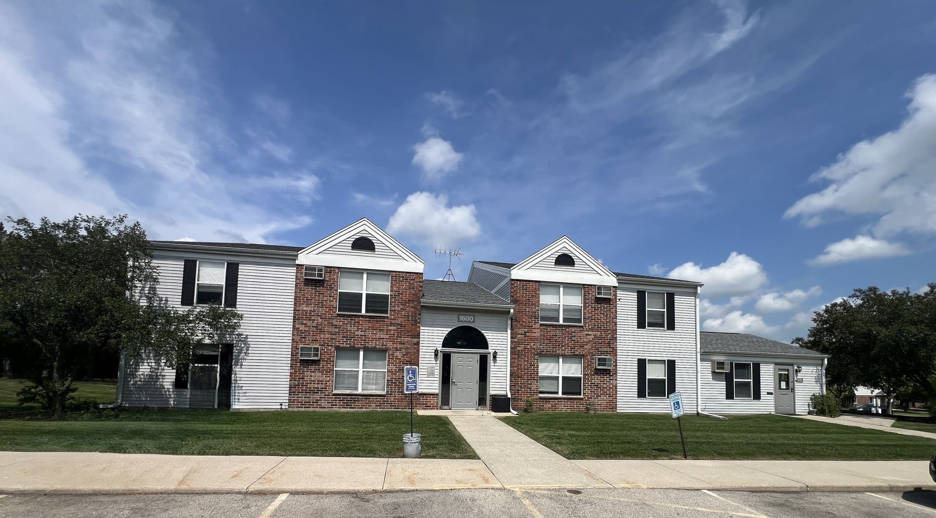 Paradise Place Apartments 1 of 9