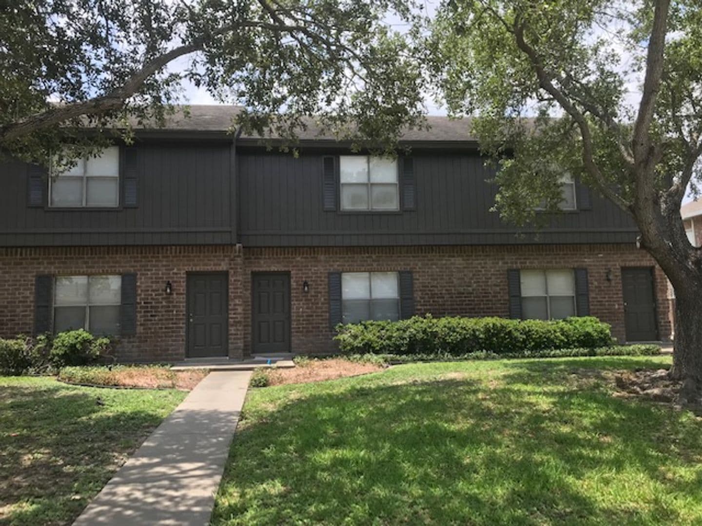 Ridgeway Townhomes 1 of 16